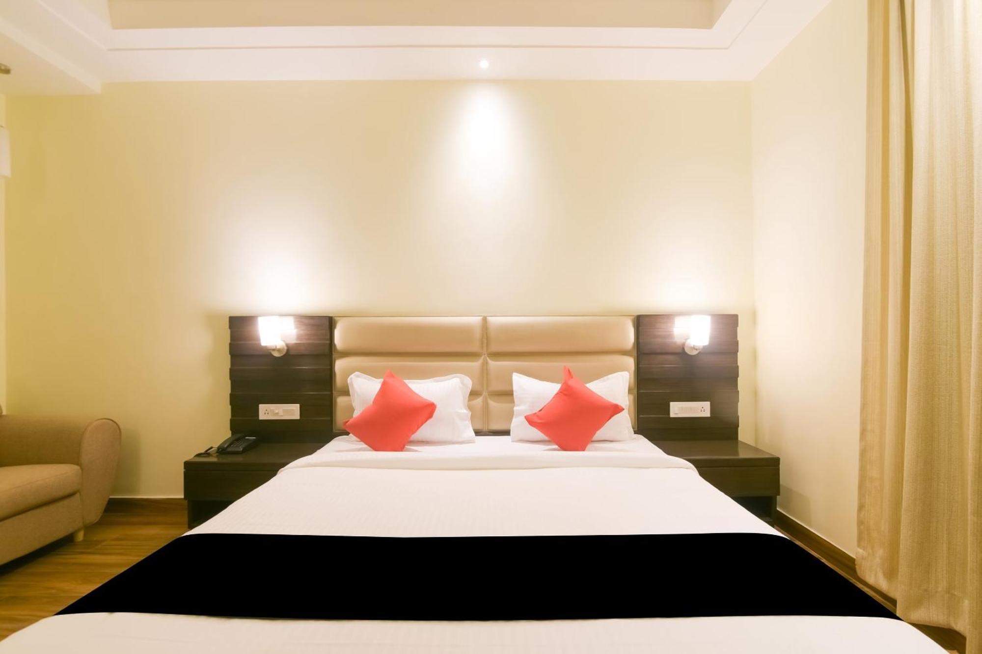 Super Collection O Starlight Otel Kanpur Dış mekan fotoğraf