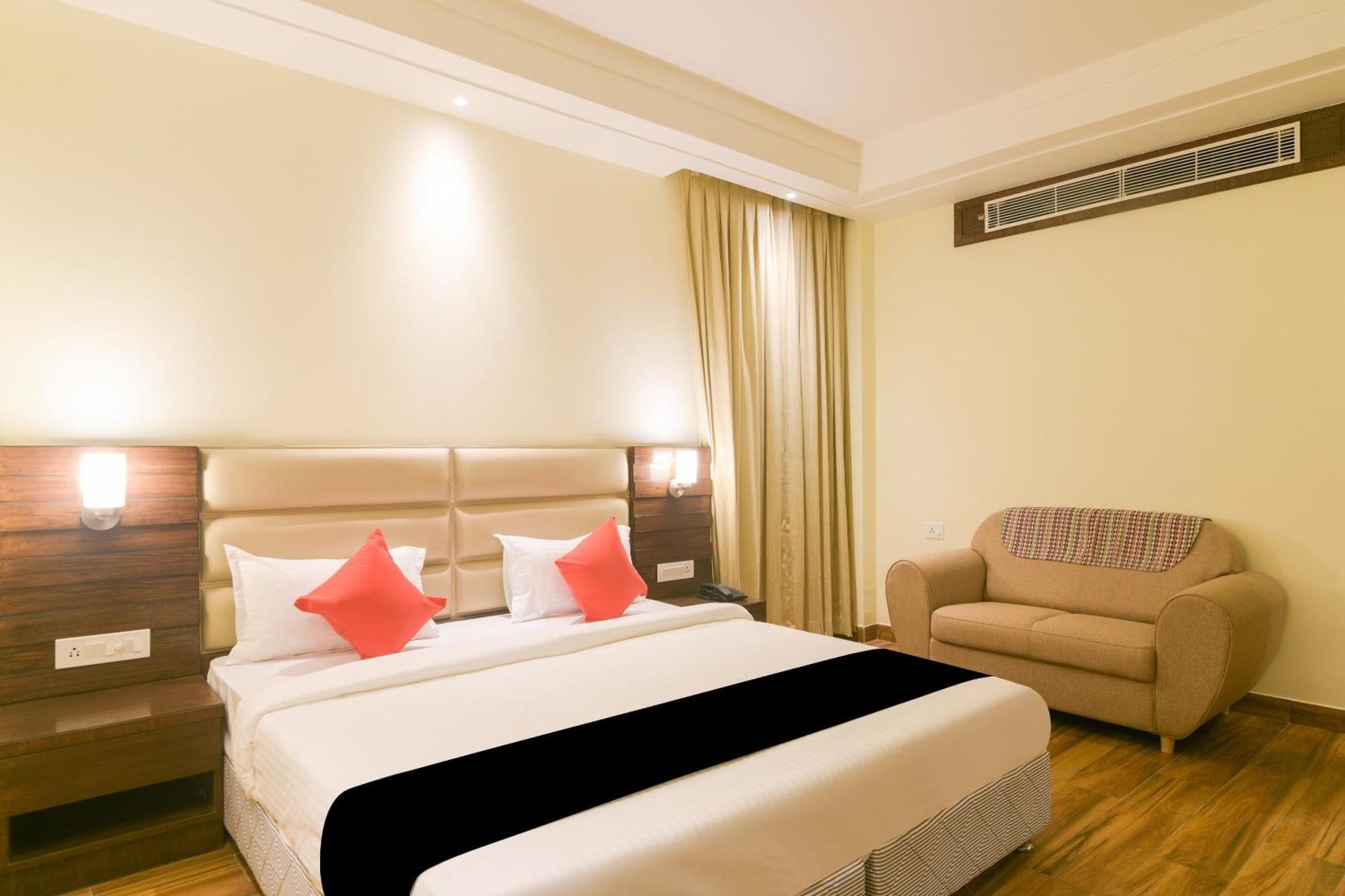 Super Collection O Starlight Otel Kanpur Dış mekan fotoğraf