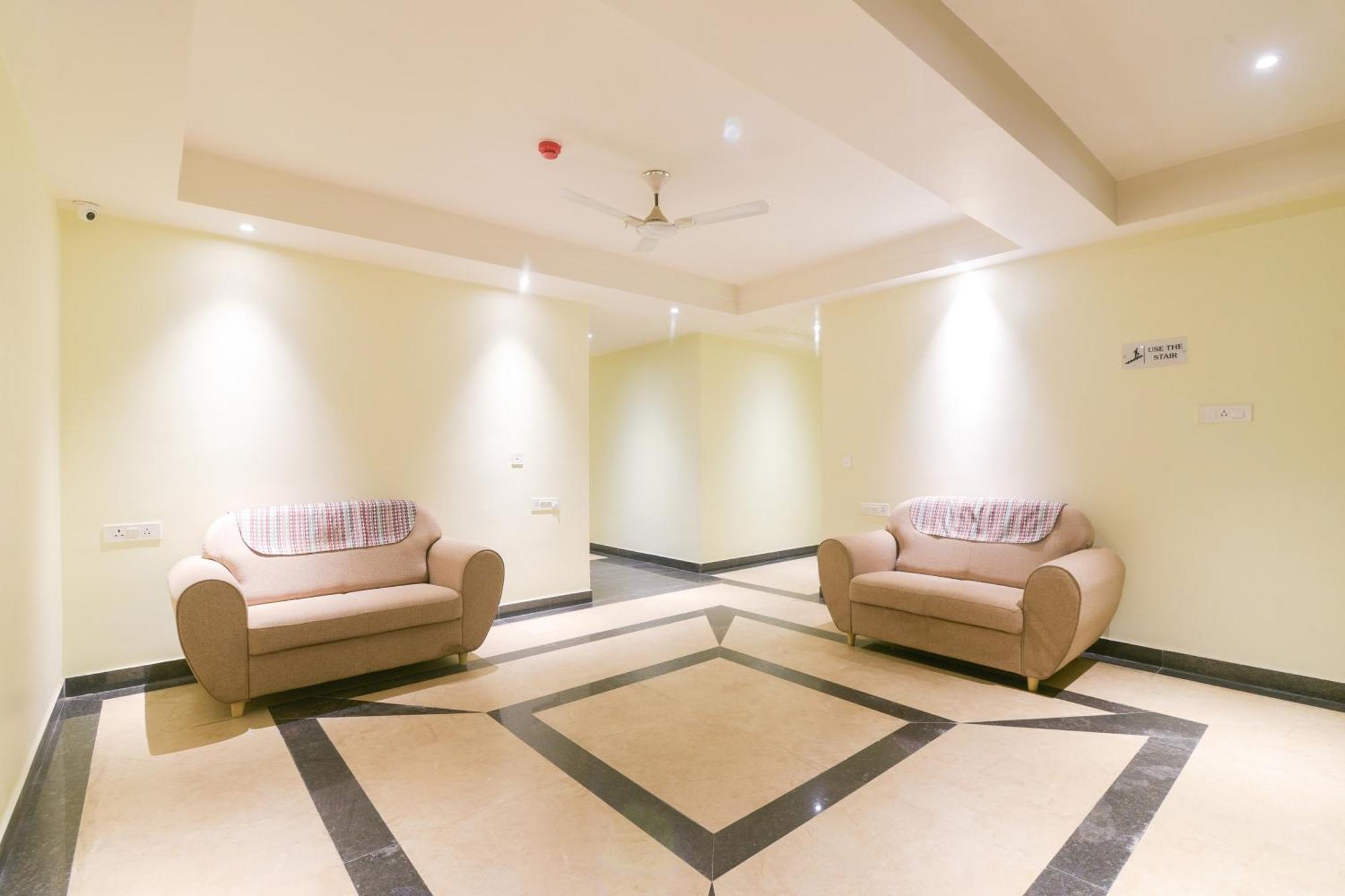 Super Collection O Starlight Otel Kanpur Dış mekan fotoğraf