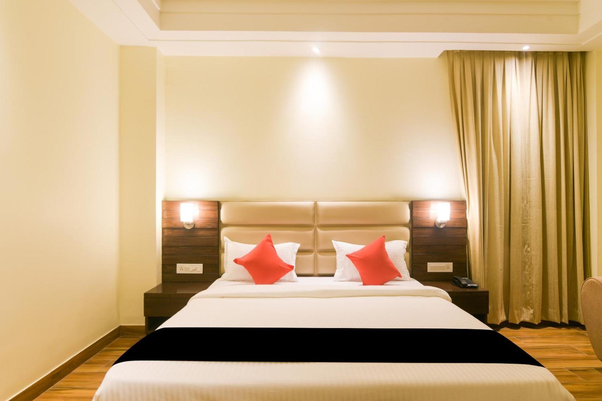 Super Collection O Starlight Otel Kanpur Dış mekan fotoğraf